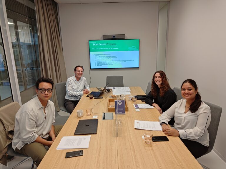 Edgar Tijhuis and the participants of the Dual Career Program WCFV 2025